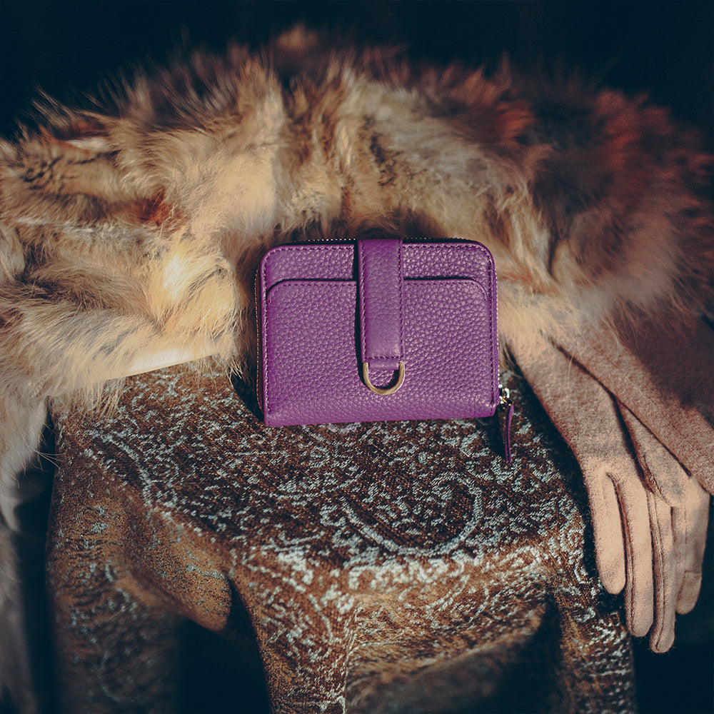 Chic protection against RFID theft