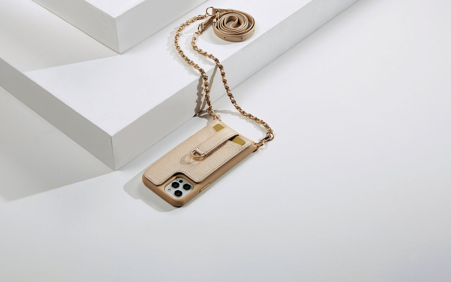 iPhone 13 Pro chic fashion case