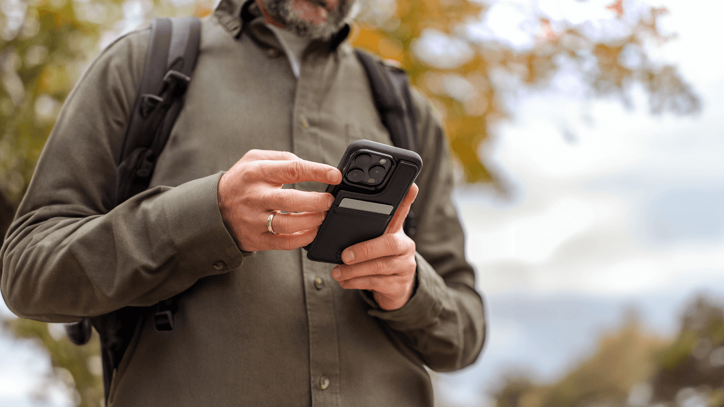 Chic iPhone 15 Sleeve