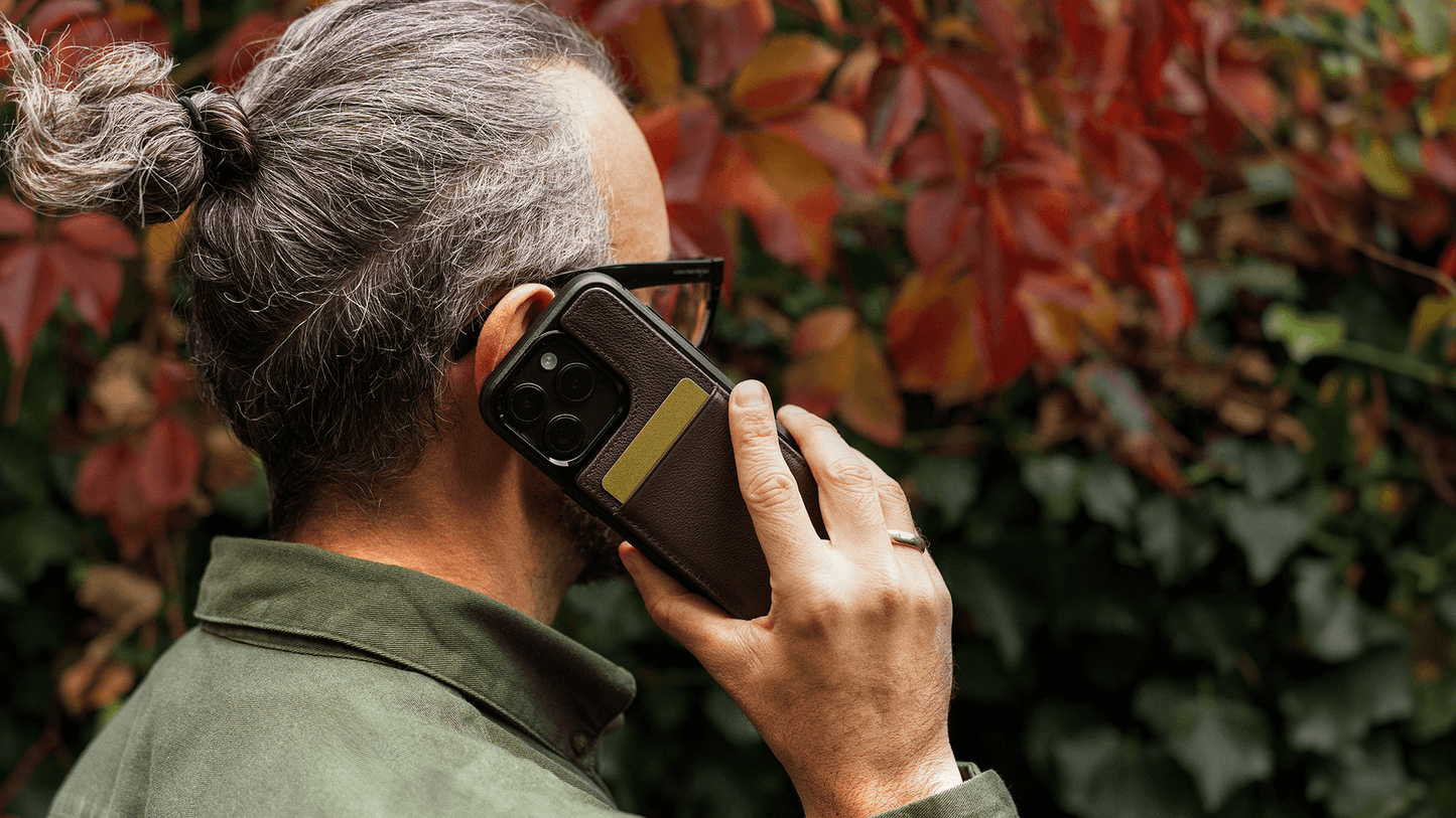 Classic iPhone 15 Case